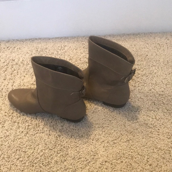 Booties - Picture 4 of 4